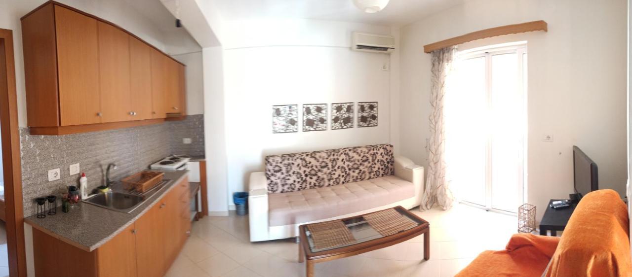 Achilles Apartments Sarandë Eksteriør bilde