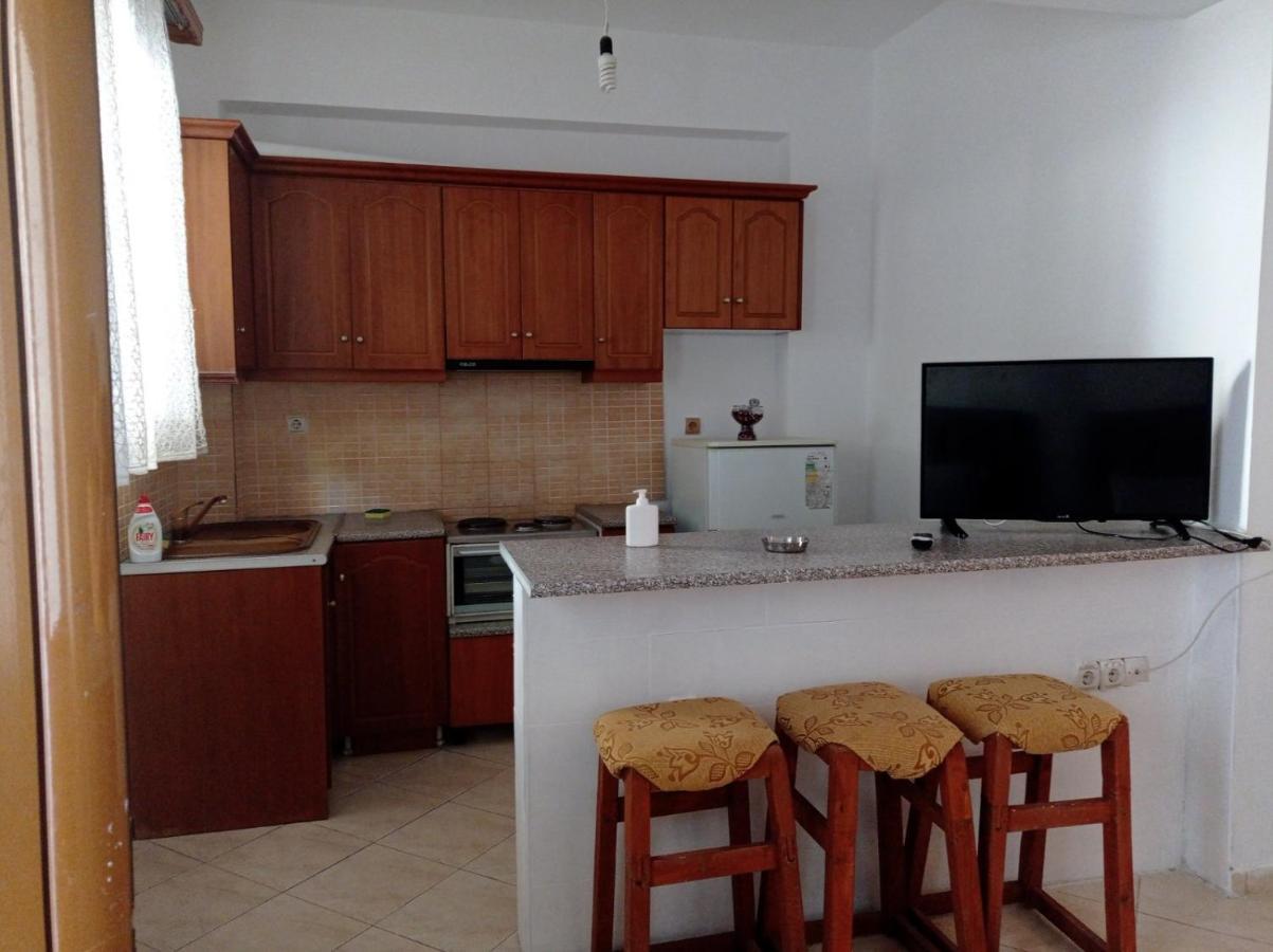 Achilles Apartments Sarandë Eksteriør bilde