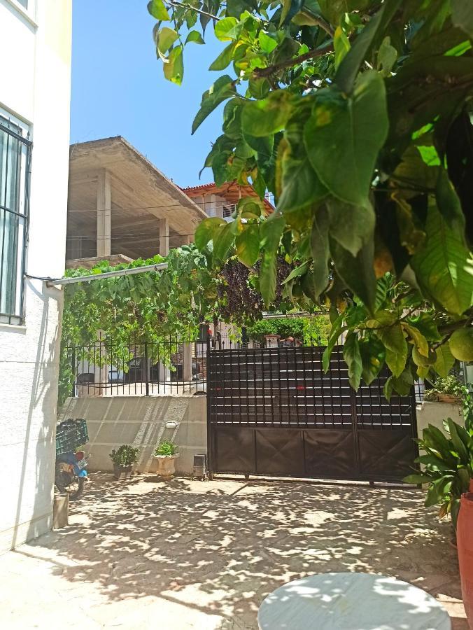 Achilles Apartments Sarandë Eksteriør bilde