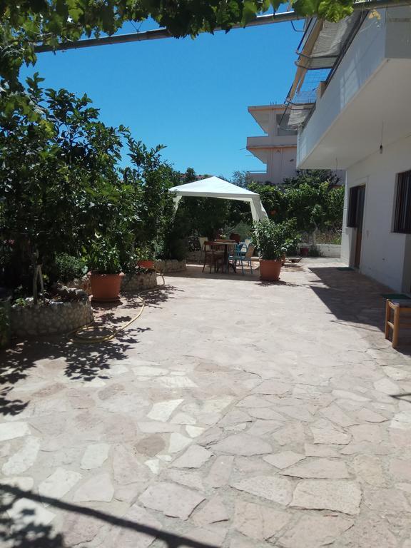Achilles Apartments Sarandë Eksteriør bilde